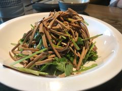 香菜拌鸡蛋干-童年小筑餐厅(申花路店)
