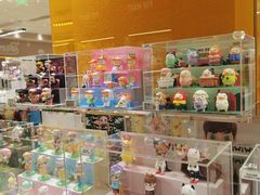 -泡泡玛特POPMART(蓝色港湾店)