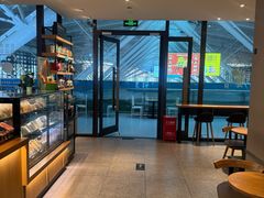 -星巴克(青岛火车北站候车大厅店)