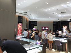 -周大福CHOW TAI FOOK(宝山苏宁易购店)