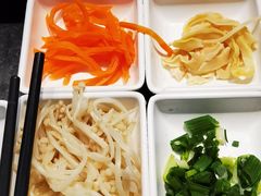 米线配菜-过桥缘·过桥米线(大华虎城嘉年华店)