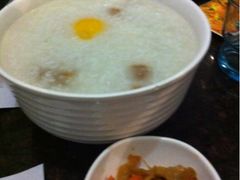 窝蛋牛肉粥-上島咖啡(安亭店)