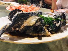 -四川小胡子海鲜(丁村万人海鲜广场店)