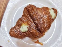 泡芙羊角-OUR Bakery(SKP-S店)