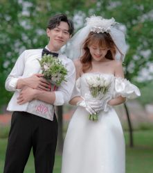 -拾年·定制婚纱摄影