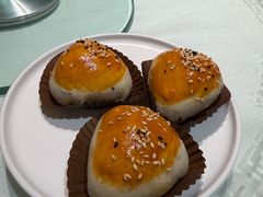 招牌叉烧酥-香港龙凤楼(巨鹿路洋房店)