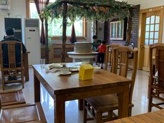 大堂-南磨房食府(燕莎奥特莱斯购物中心店)