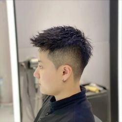 -罗亚帝造型
