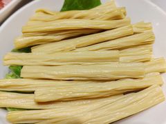 -东海怡品海鲜豆捞(西水东店)