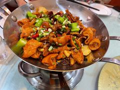 干锅肥肠-川人川菜馆·小龙虾·鲜虾现做(黄山路店)