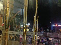-逸米酒店(广州中山大学附属第一医院东山口地铁站店)