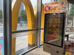 -麦当劳(北苑秋实路店)