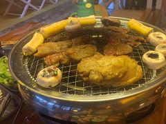 -叽叽扎扎烤肉场(生态城万达店)