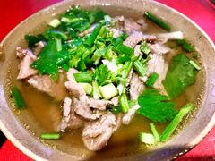 -谢老五跷脚牛肉·非遗传承店