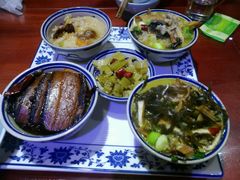 -窄巷子陕菜馆·地道陕西菜(粉巷店)