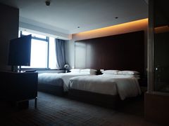 -上海龙之梦万丽酒店