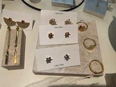 -LADY FAFA(巨鹿路陕西南路路口店)