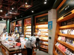 -西西弗书店&矢量咖啡(凯德晶萃广场店)