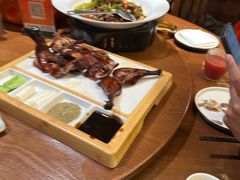 -老滇山寨•云南特色菜•地方菜•民族风情歌舞表演(金碧店)