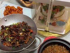 -小菜园新徽菜(宜兴八佰伴店)
