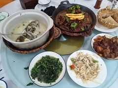 -胡老三家土菜馆·老店地方特色菜·招牌茅山地锅老鹅