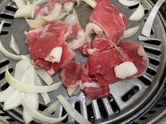 和众肥牛-金明姬和众烧烤店(东铁营店)