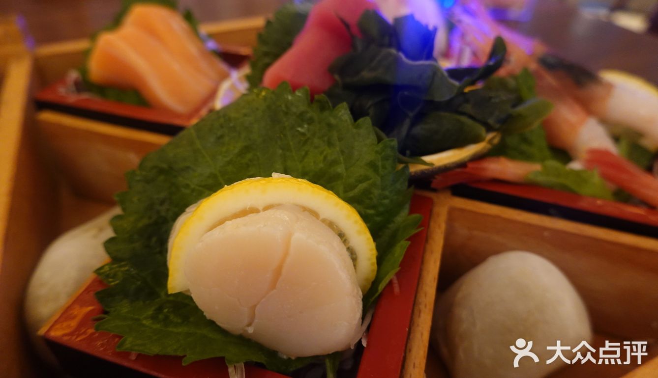周扬青同款日料店～吼吼吃[调皮]