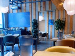 大堂-日进一片海.生腌海鲜火锅.宵夜烧烤(三里屯总店)