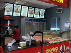 -张鸭子重庆特产卤味小吃(未来国际店)