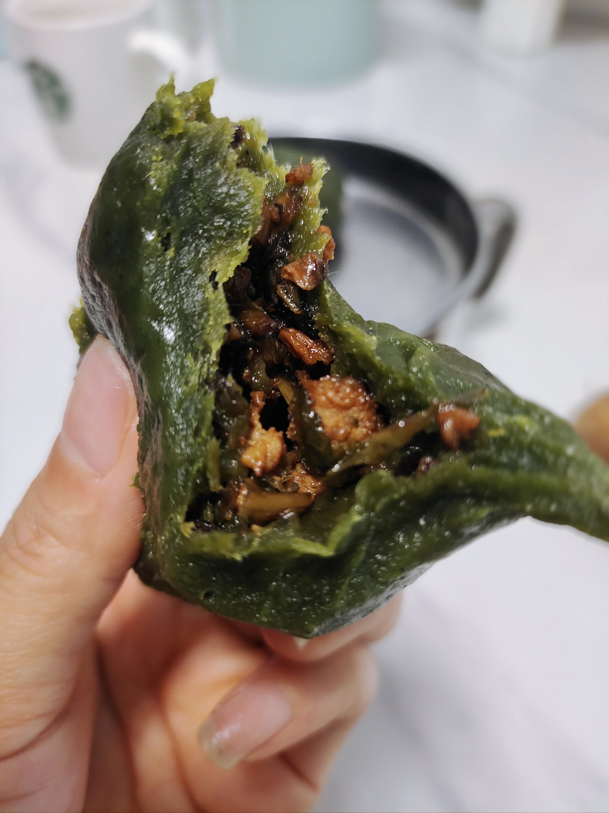 最近吃蒿子粑粑好多呀