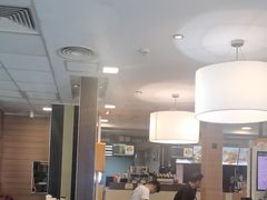 -麦当劳(外高桥DT店)