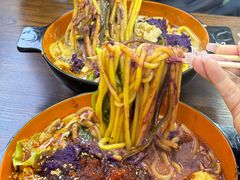 -嘎嘎香·大茶缸麻辣烫
