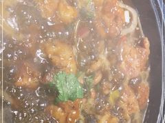 -吉吉向上炭烤鸡肉煲(西小区店)