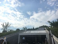 -UNI UNI(环亚凯瑟琳店)