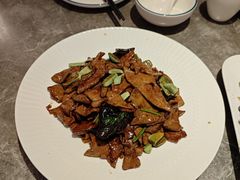 -闫府私房菜·百年鲁菜(恒隆店)