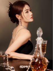 -克拉女神写真馆·匠心定制