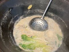 -陈大锅·岳阳鱼馆·地道岳阳菜(美食街店)