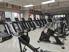 -一公里健身(龙湖紫都城店)