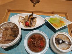 点击看大图 -和伊母婴护理中心·全套房(金山店)