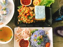 -蝶豆花蓝面条