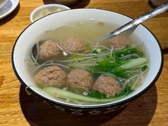 豆芽圆子汤-赤宴·川菜(玉林店)