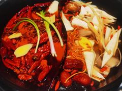 -贰回巷火锅馆(钟楼店)