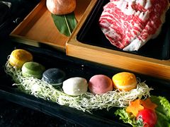 缤纷马卡龙-湊湊火锅·茶憩(新中关购物中心店)