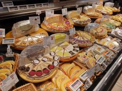 -Olé精品超市(太原万象城店)