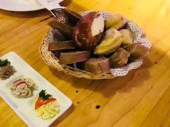 -皇冠自酿啤酒坊(中国红街5号楼店)