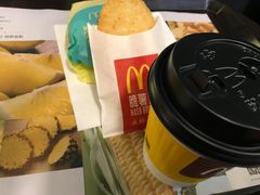 -麦当劳(友谊路得来速店)