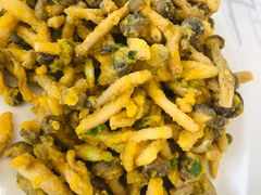 金沙蟹味菇-雅逸居海鲜小厨