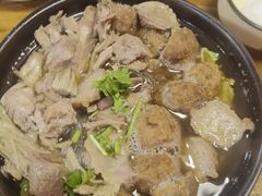 肘子丸子砂锅-友利砂锅居(烟台店)