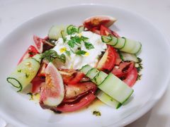 -théATRE茶聚场·餐厅(环球金融中心店)