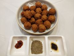 干炸小丸子-东兴楼饭庄(六里桥店)